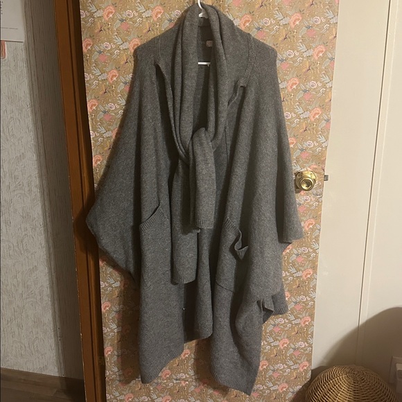 Free People Ellie Scarf Wrap Duster Sweater Kimono Knit Grey Onesize - Picture 2 of 3